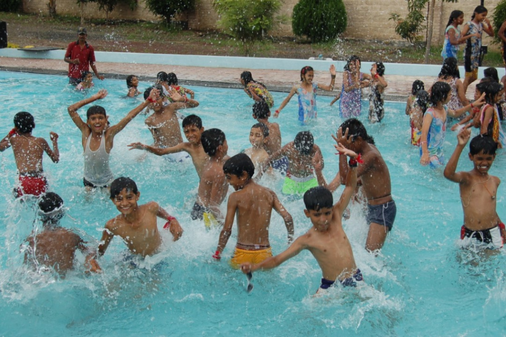 Water Park – School Trip – Vrindavan Amusement & Water Park