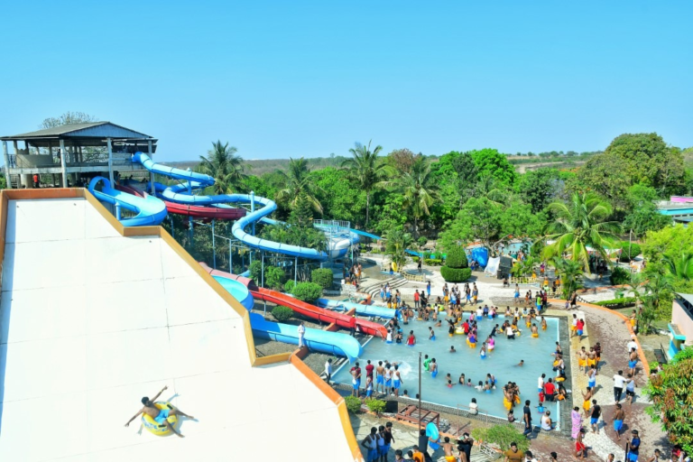 Water Park – Vrindavan Amusement & Water Park